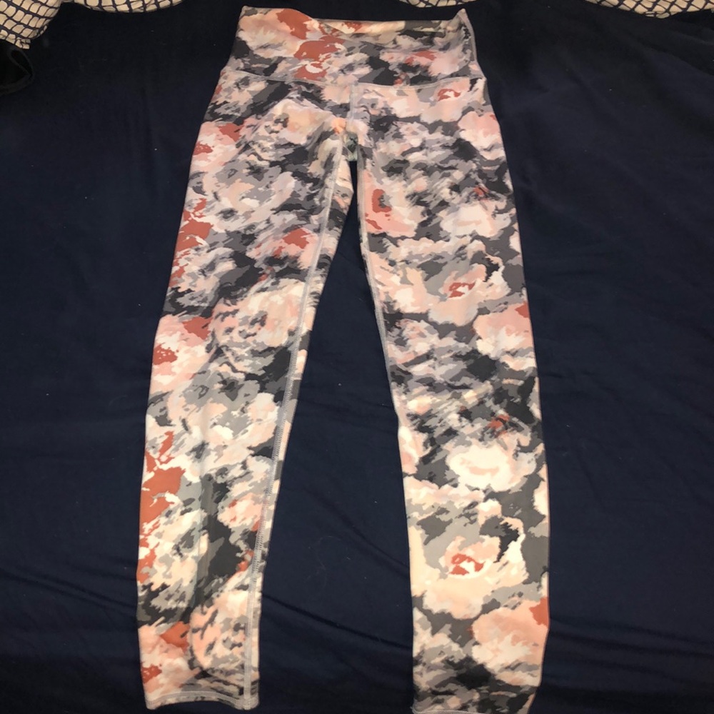 Aerie chill play move legging size medium